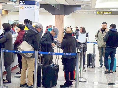 逮住金門秋冬旅遊旺季，華信航空加碼再推促銷專案。