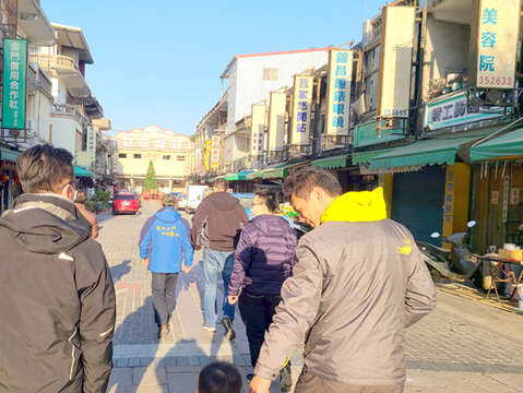 走訪沙美老街，感受傳統的樣貌。