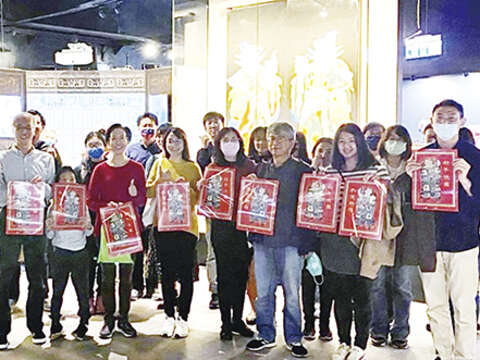 文化園區迎新春，初一至初五，上午9時至下午5時，開館開放參觀祭出多項展覽活動，2月9日起到館參觀打卡每日贈送200份限量彩繪門神紀念品，送完為止，歡迎鄉親到館參觀。（文化園區提供）
