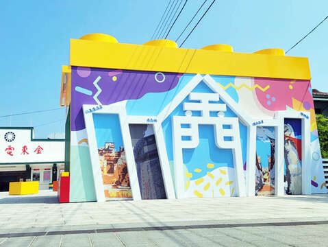 積沙成塔-金東小學堂熱情招生，歡迎報名參加，歡樂過一夏。 （觀光處提供）