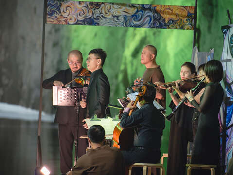 為籌備金門坑道音樂節，翟山坑道將暫停開放。