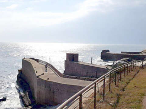 翟山坑道觀海步道一景
