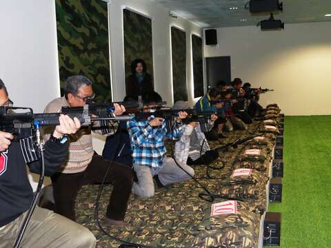 體踩線體驗后麟營區步槍模擬射擊館