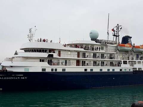 英國卡莉多麗小型郵輪三月中抵金