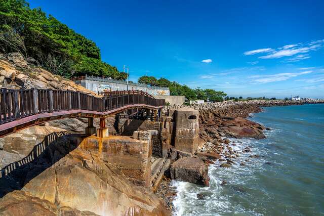 可遠眺新湖漁港