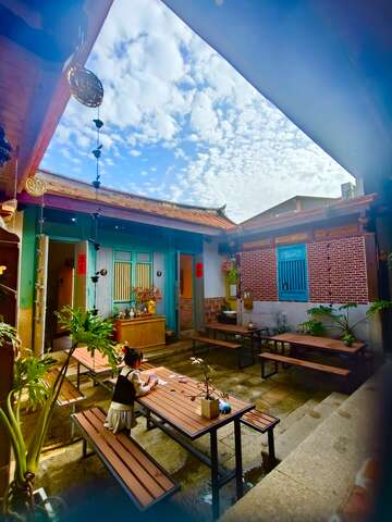 1000018269 - Steve Lee