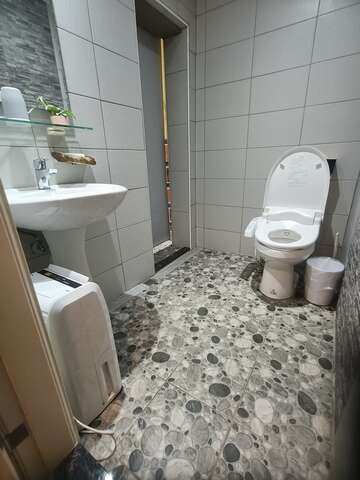 1000016593 - Steve Lee