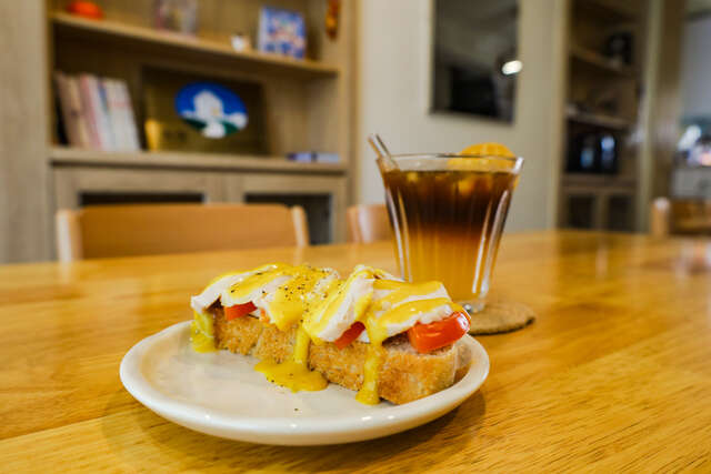 蜂蜜雞胸開放三明治