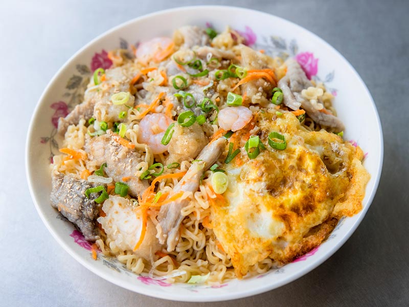 焼きインスタントラーメン