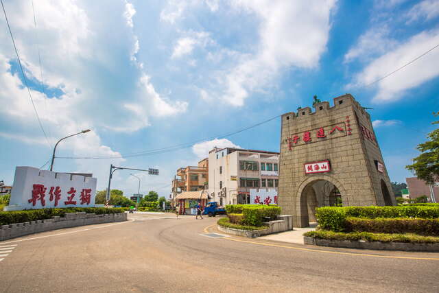 八達樓子仿城堡式的建築