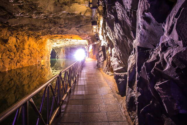 Zhaishan Tunnel