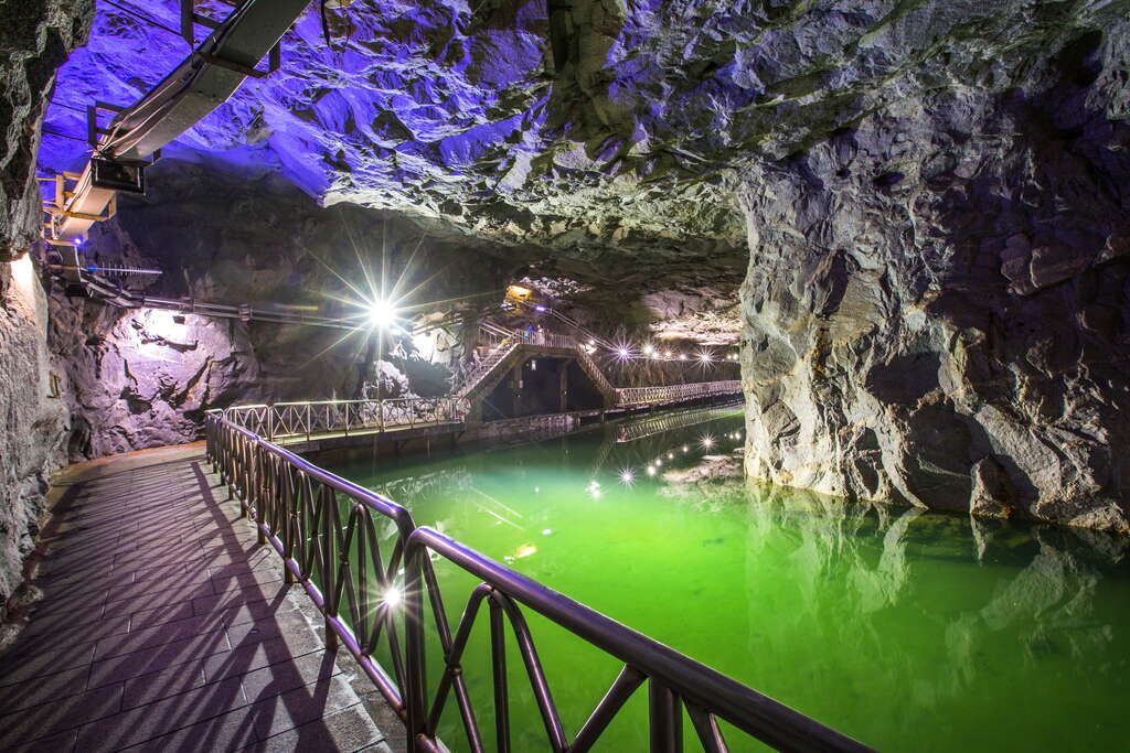 Zhaishan Tunnel