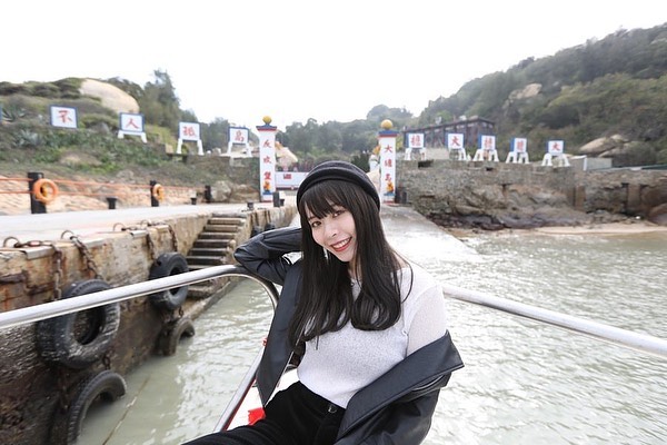 大家覺得是人美？還是景美呢
景美，讓人流連忘返
人美，讓人怦然心動
兩者皆美是不是越看越有想登大膽島的衝動呢!

以下完整節錄這次...