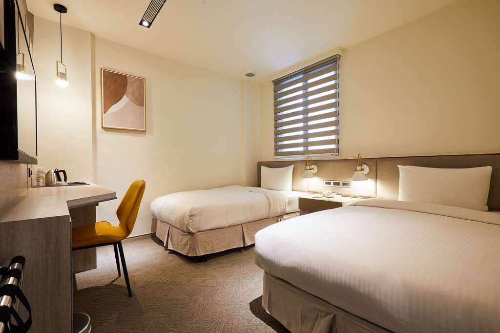 市景豪華兩小床房