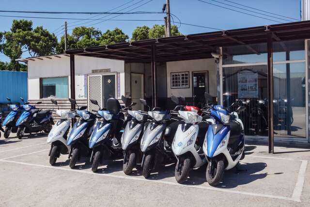 金豐租車 機場服務台
